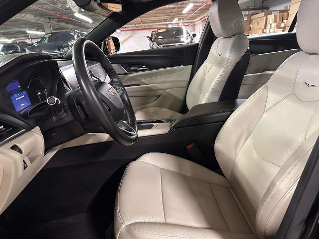 2023 Cadillac CT4 Premium Luxury