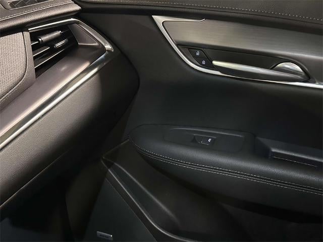 2024 Cadillac XT5 Luxury