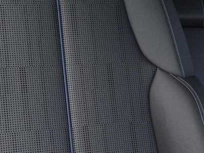 2025 Cadillac LYRIQ Luxury 2