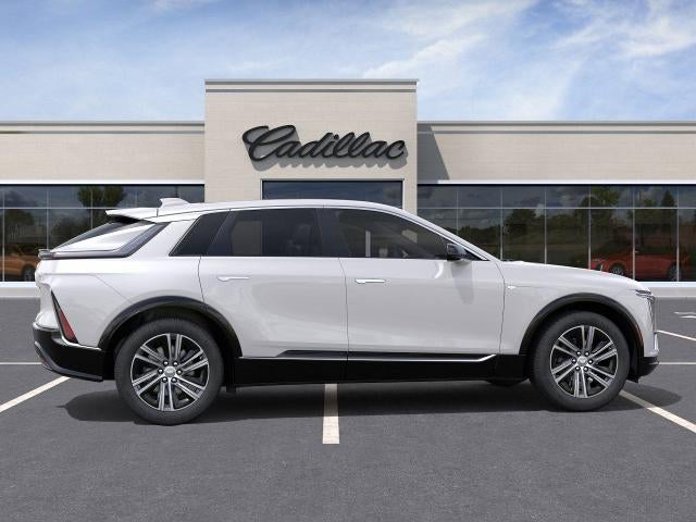 2025 Cadillac LYRIQ Luxury 2