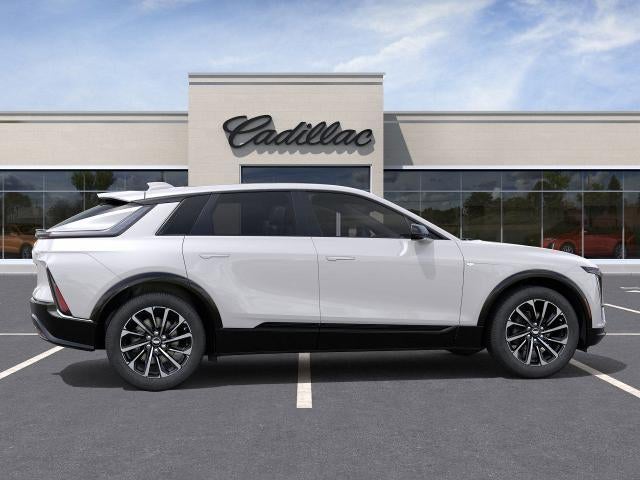 2025 Cadillac LYRIQ Sport 2