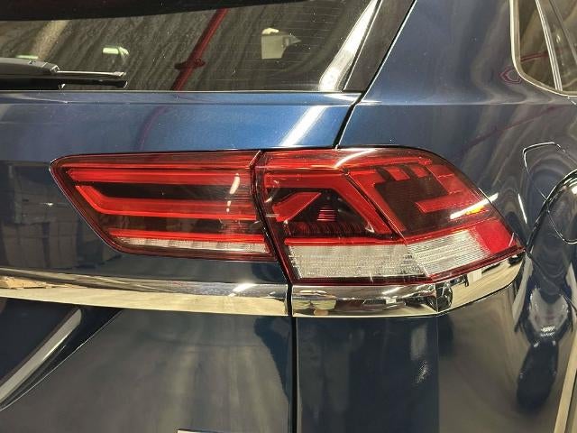 2021 Volkswagen Atlas Cross Sport 3.6L V6 SEL R-Line