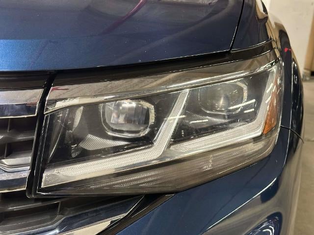 2021 Volkswagen Atlas Cross Sport 3.6L V6 SEL R-Line