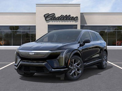 2025 Cadillac OPTIQ Luxury 2