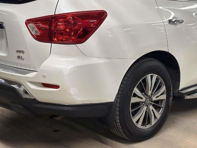 2020 Nissan Pathfinder SL 4WD