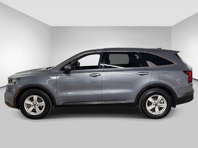 2022 Kia Sorento LX
