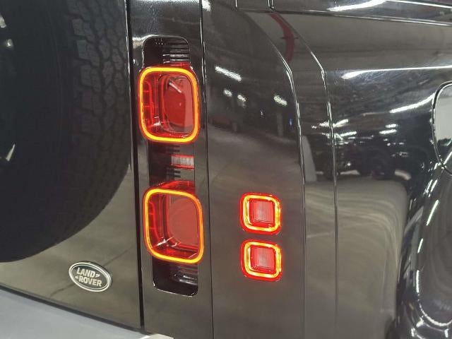 2021 Land Rover Defender Base
