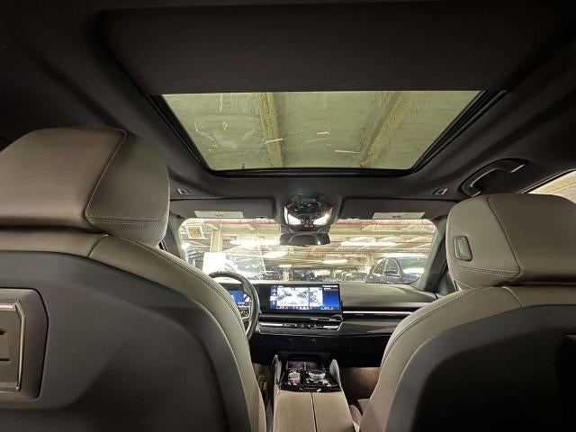 2024 BMW 530i 530i