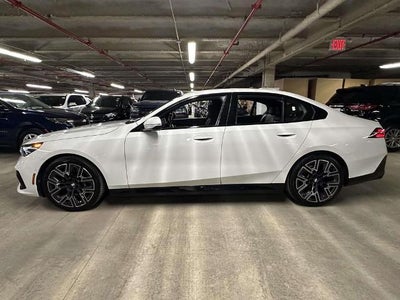2024 BMW 530i 530i