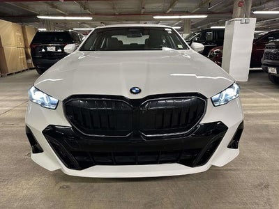 2024 BMW 530i 530i
