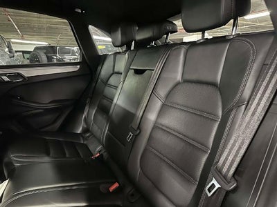 2015 Porsche Macan Turbo