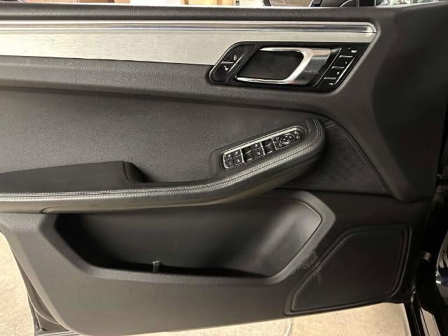 2015 Porsche Macan Turbo